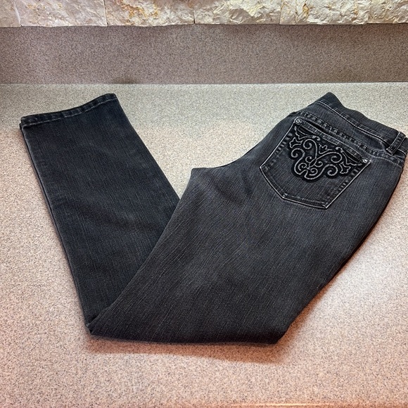 👖WHITE HOUSE BLACK MARKET NOIR 4R Slim Leg blk denim jeans embellished pockets - Picture 13 of 14